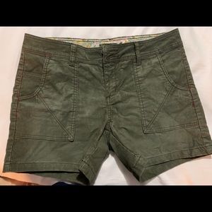 Women’s Shorts